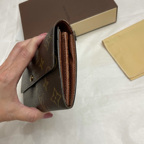 AUTHENTIC LOUIS VUITTON MONOGRAM PORTEFEUILLE SARA WALLET - Picture 9 of 14